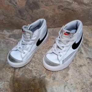 Nike Blazer Mid '77